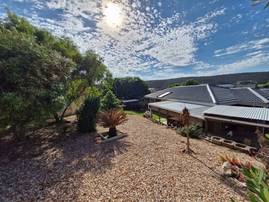 3 Bedroom Property for Sale in Stilbaai Wes Western Cape